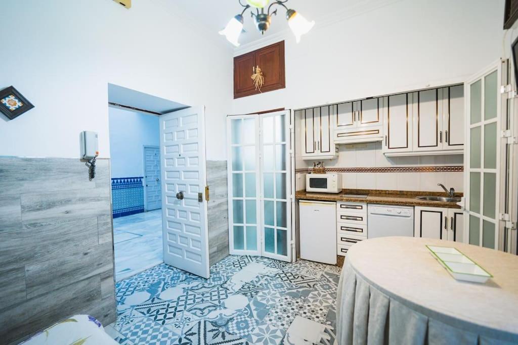 Apartment En El Barrio De San Lorenzo, Junto A La Basilica Del Gran Poder